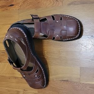 EurOstep Leather Fisherman Walking Sandal